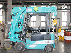 小型吊車加長(zhǎng)臂需要注意哪些事項(xiàng)