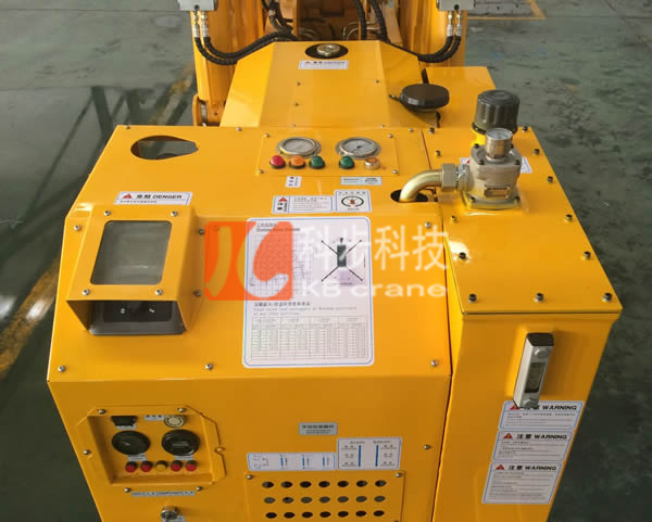 遙控柴油機(jī)履帶起重機(jī)（蜘蛛吊車）